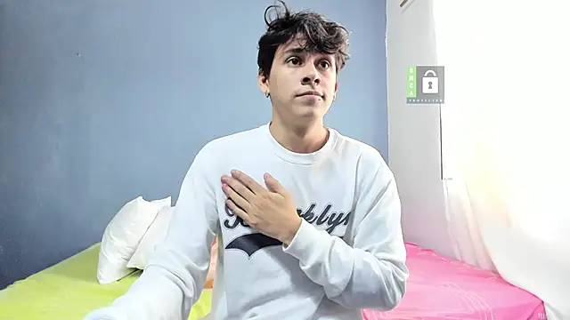 Snapshot of Kanterfun chatting on 4, 3, 2025 Kanterfun online show from 4, 3, 2025