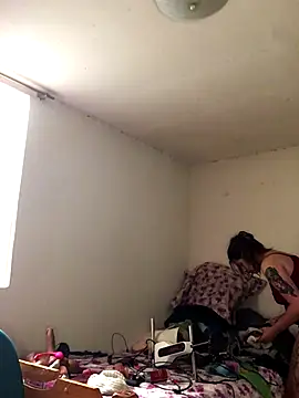 Miss oliviaa online show from 28, 11, 2025