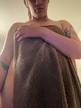 Miss oliviaa online show from 18, 2, 2026