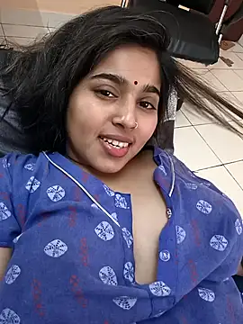 Snapshot of Sweet-Rani chatting on 24, 4, 2026 Sweet-Rani online show from 24, 4, 2026