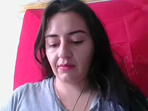 Snapshot of _karlie_kloss_ chatting on 21, 3, 2025 karlie kloss online show from 21, 3, 2025