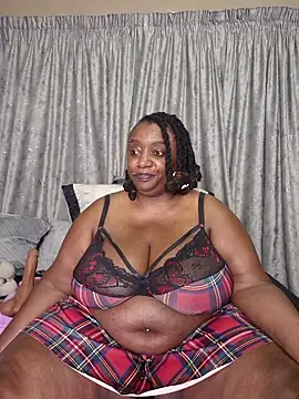 Snapshot of ThickianaRider chatting on 13, 2, 2026 ThickianaRider online show from 13, 2, 2026