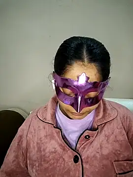 bigtitsqueen online show from 12, 11, 2025