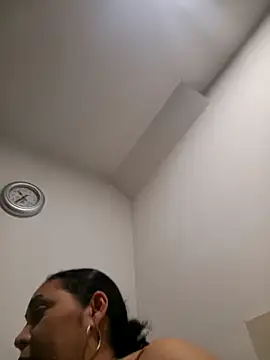 MirandaSoto online show from 29, 10, 2025