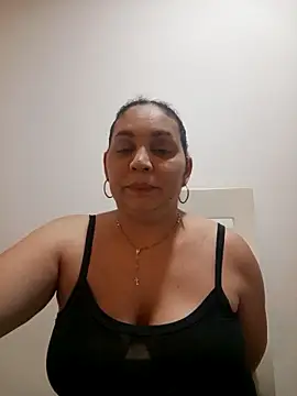 MirandaSoto online show from 5, 12, 2025