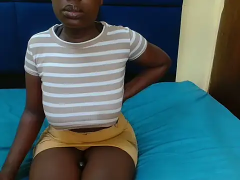 Snapshot of MilkyTitties chatting on 20, 5, 2026 MilkyTitties online show from 20, 5, 2026