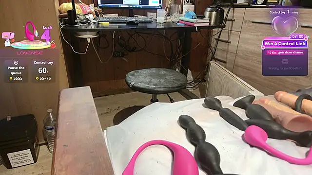 Snapshot of misteryman1956 chatting on 18, 2, 2026 misteryman1956 online show from 18, 2, 2026