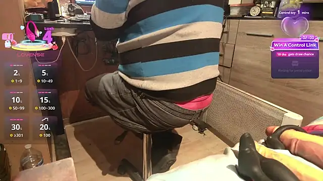 Snapshot of misteryman1956 chatting on 15, 3, 2026 misteryman1956 online show from 15, 3, 2026