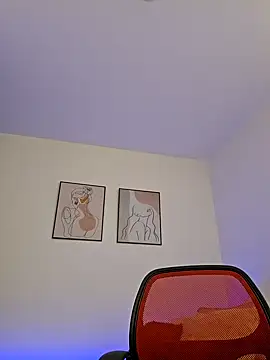 Snapshot of VictoriaEvaans_ chatting on 19, 2, 2025 VictoriaEvaans online show from 19, 2, 2025