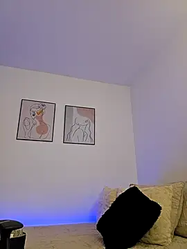 Snapshot of VictoriaEvaans_ chatting on 12, 3, 2025 VictoriaEvaans online show from 12, 3, 2025