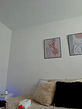 Snapshot of VictoriaEvaans_ chatting on 21, 9, 2025 VictoriaEvaans online show from 21, 9, 2025