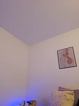 Snapshot of VictoriaEvaans_ chatting on 1, 10, 2025 VictoriaEvaans online show from 1, 10, 2025