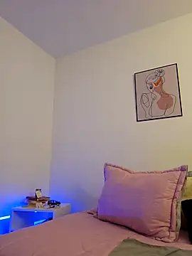 Snapshot of VictoriaEvaans_ chatting on 5, 11, 2025 VictoriaEvaans online show from 5, 11, 2025