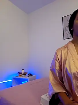 Snapshot of VictoriaEvaans_ chatting on 12, 11, 2025 VictoriaEvaans online show from 12, 11, 2025