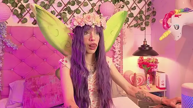 Snapshot of lauren_evans96 chatting on 4, 12, 2025 lauren evans96 online show from 4, 12, 2025