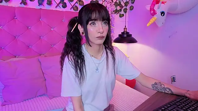 Snapshot of lauren_evans96 chatting on 26, 2, 2026 lauren evans96 online show from 26, 2, 2026