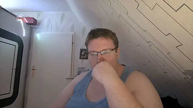 Snapshot of der_alex38 chatting on 12, 2, 2025 der alex38 online show from 12, 2, 2025