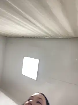 Snapshot of LeilaLow chatting on 21, 3, 2025 LeilaLow online show from 21, 3, 2025