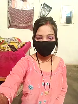 Snapshot of Lily_Baby_ chatting on 28, 10, 2025 Lily Baby online show from 28, 10, 2025