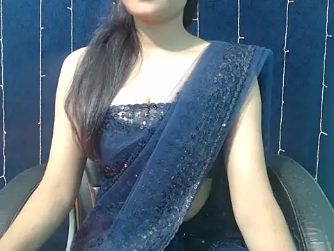 Snapshot of Yashi chatting on 15, 11, 2025 Yashi online show from 15, 11, 2025