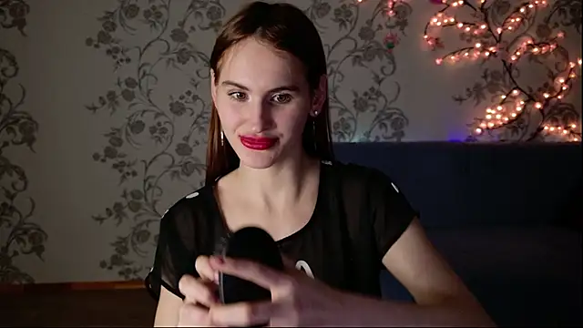 Snapshot of Felicia-Star chatting on 16, 4, 2026 Felicia-Star online show from 16, 4, 2026