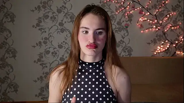 Snapshot of Felicia-Star chatting on 7, 5, 2026 Felicia-Star online show from 7, 5, 2026
