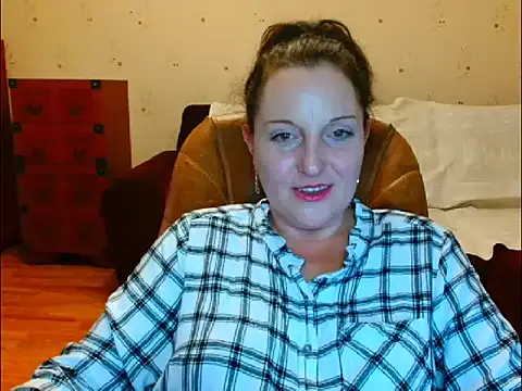 Alice3694 online show from 25, 1, 2025