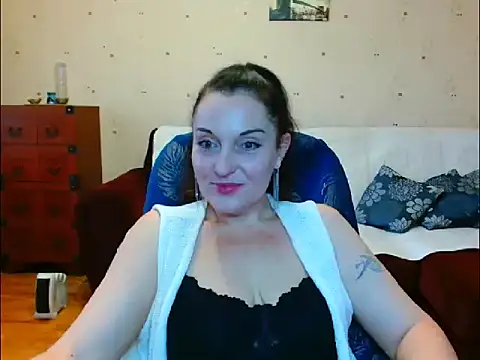 Snapshot of Alice3694 chatting on 3, 2, 2026 Alice3694 online show from 3, 2, 2026