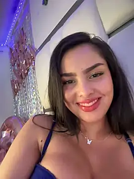 Snapshot of Maddy_Rouse_ chatting on 15, 1, 2025 Maddy Rouse online show from 15, 1, 2025