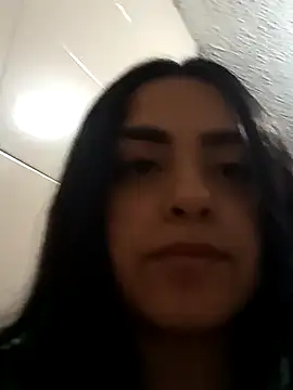 Snapshot of _laina_ chatting on 17, 12, 2024 laina online show from 17, 12, 2024