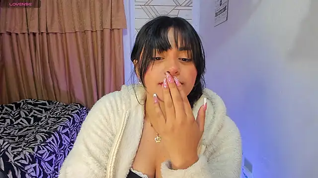 Snapshot of _laina_ chatting on 12, 2, 2025 laina online show from 12, 2, 2025