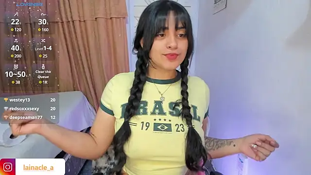 Snapshot of _laina_ chatting on 22, 3, 2025 laina online show from 22, 3, 2025