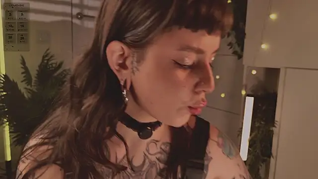 MichaellaMoon online show from 16, 1, 2026