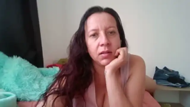 milfevha online show from 14, 12, 2025