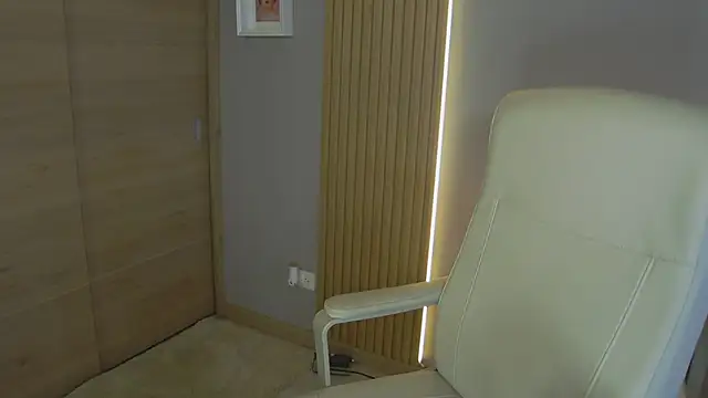 Alessia-miller  online show from 17, 3, 2025