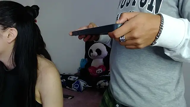 Snapshot of Bonny_Bonss chatting on 1, 5, 2026 Bonny Bonss online show from 1, 5, 2026