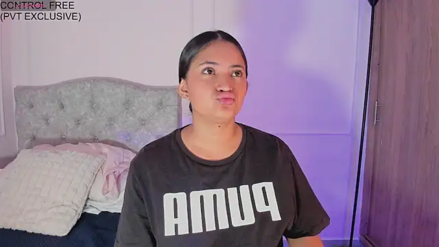 Snapshot of Isa_squirt1 chatting on 10, 10, 2025 Isa squirt1 online show from 10, 10, 2025