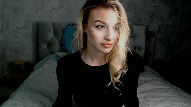Snapshot of Ella_Milla chatting on 11, 5, 2026 Ella Milla online show from 11, 5, 2026