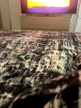 Snapshot of luna_14 chatting on 4, 10, 2025 luna 14 online show from 4, 10, 2025