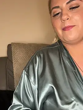 Snapshot of Blondiee3088 chatting on 20, 2, 2025 Blondiee3088 online show from 20, 2, 2025