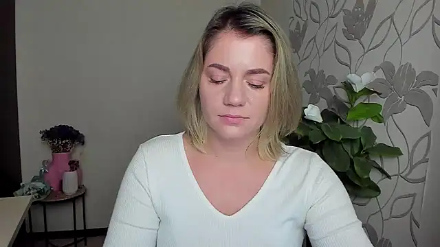 MariaSttone online show from 23, 10, 2025