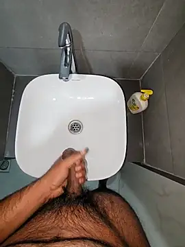 rahulGJ03 online show from 24, 12, 2024