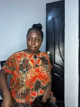 Snapshot of prettiepearl chatting on 3, 6, 2026 prettiepearl online show from 3, 6, 2026