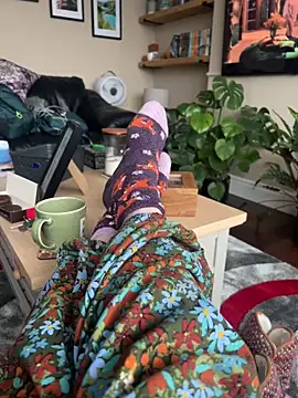 curvy-milf-abbie online show from 8, 3, 2026