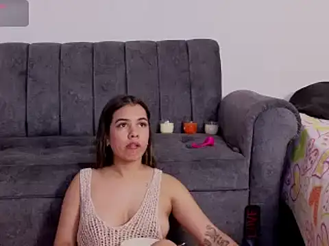 Snapshot of Katt_BDSM chatting on 3, 12, 2024 Katt BDSM online show from 3, 12, 2024