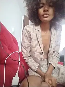 Snapshot of Emanuelle_manu chatting on 16, 12, 2024 Emanuelle manu online show from 16, 12, 2024