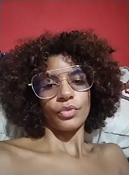 Snapshot of Emanuelle_manu chatting on 14, 1, 2025 Emanuelle manu online show from 14, 1, 2025