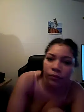 ladylavish online show from 4, 10, 2025