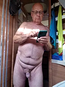 Snapshot of ak616263 chatting on 24, 3, 2026 ak616263 online show from 24, 3, 2026