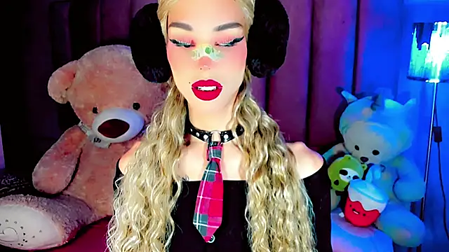 dollswit01 online show from 17, 1, 2026